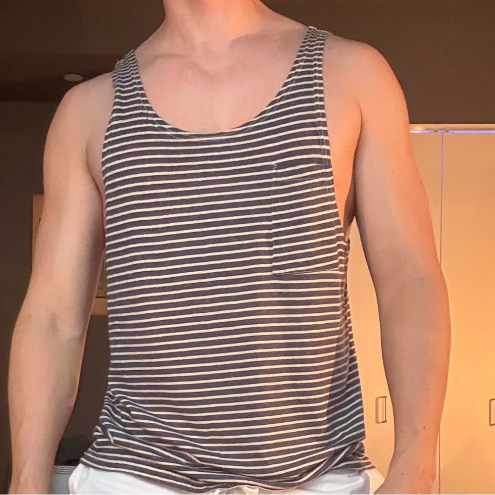 SHADES OF GREY Striped Linen Relaxed Tank Top